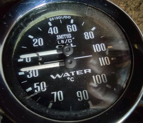 Smiths GD 1301/00 Dual Oil Pressure and Water Temperature Gauge - Classic Car - Picture 2 of 15