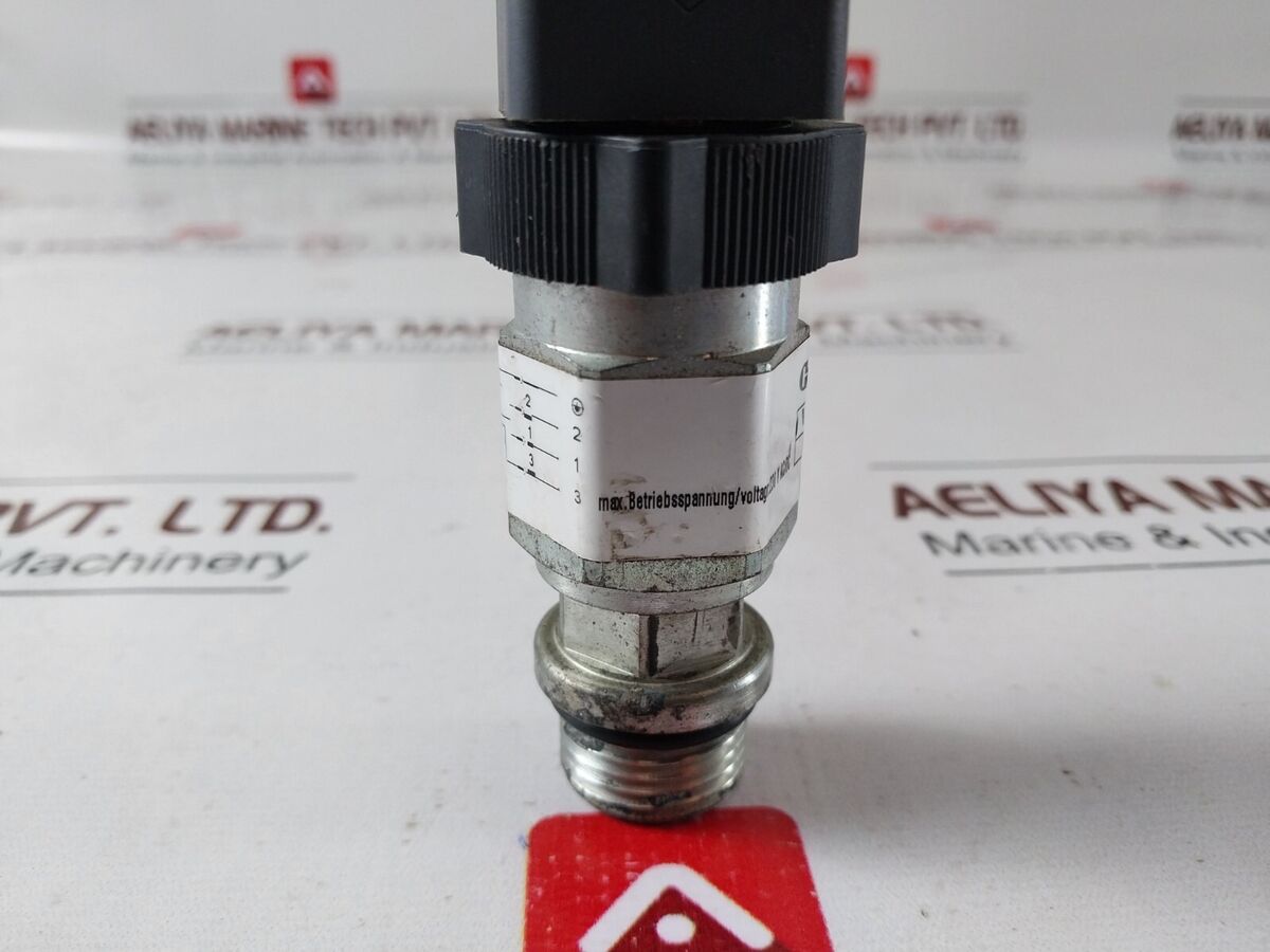 Hydac vr 2 c.1 pressure Sensor/indicator 6072559 | eBay Hydac vr 2 c.1 pressure Sensor/indicator 6072559 | eBay