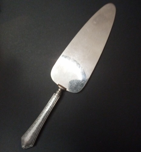 Vintage Webster Co. Sterling Handle Cheese & Cake Spades - Picture 2 of 13