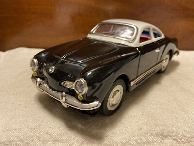 ミニカー hiroya VOLKSWAGEN KARMANN GHIA ミニカー hiroya VOLKSWAGEN KARMANN GHIA Ixo VW 1/43