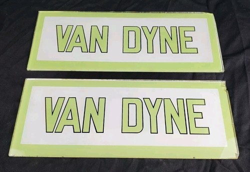 Vintage Antique Van Dyne Gas Pump Lens Insert Sign Advertising Glass Gas Oil