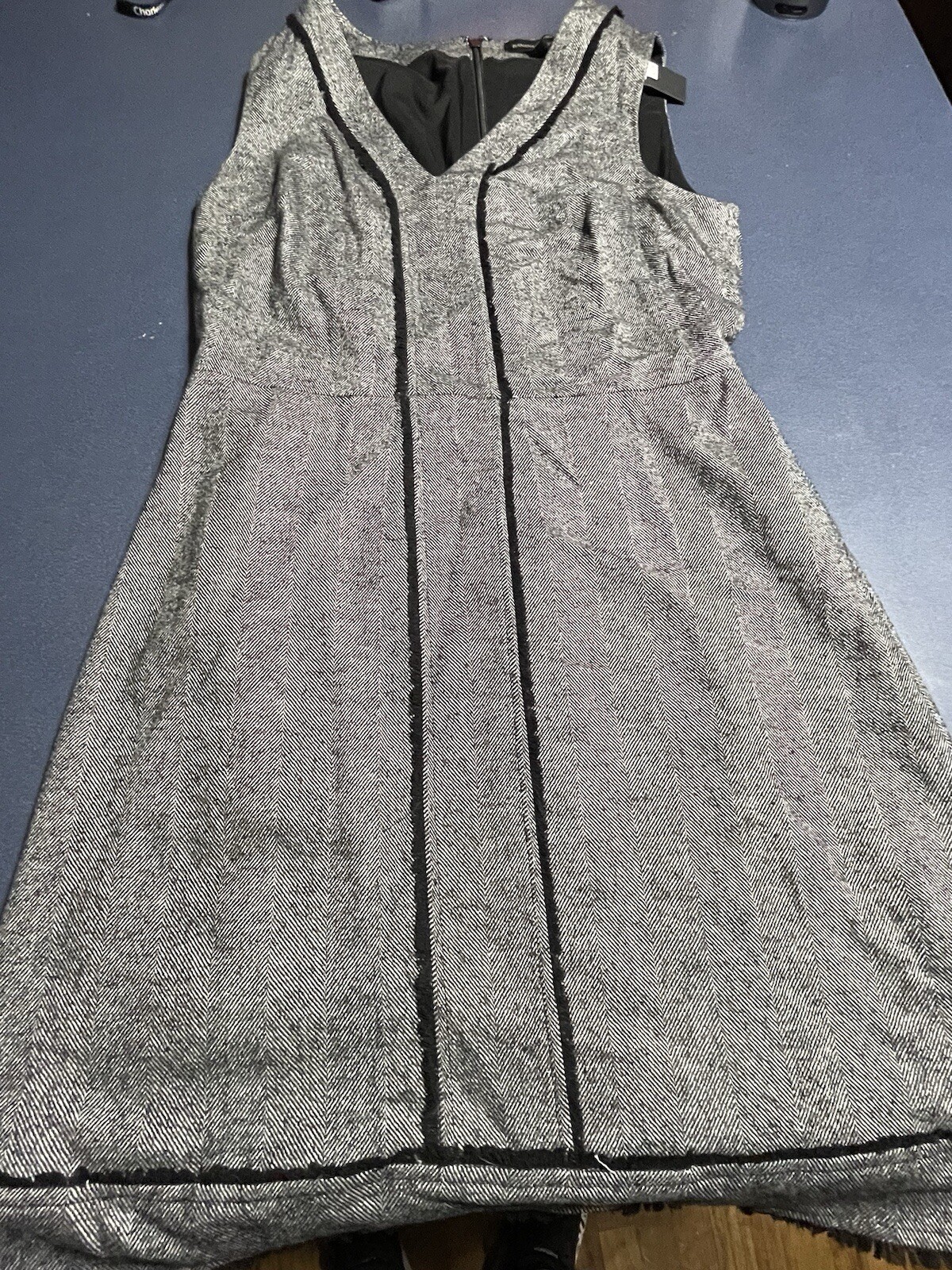 Picture 1 of 6