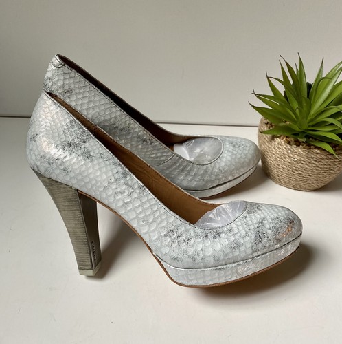 DKNY coletta Leather Animal Print silver foil mirror Detail heels NWOB Size 9 - Picture 4 of 11