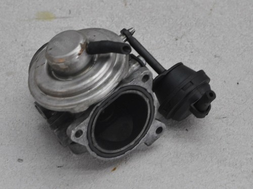 VW Polo 6N2 (99-01) 1,4TDI AMF 55KW 75PS AGR Ventil 045131501C #35268-H81