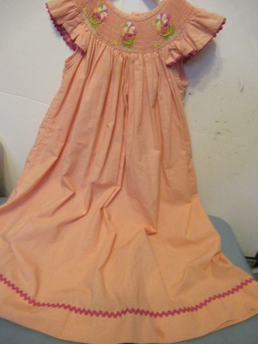 P56 Mädchen Größe 4-5 Castles & Crowns orange weiß Gingham handgesmoktes Kleid - Bild 14 von 14