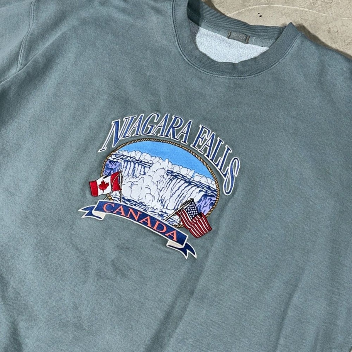 Brandy Melville John Galt Niagara Canada Falls Crewneck Sweatshirt
