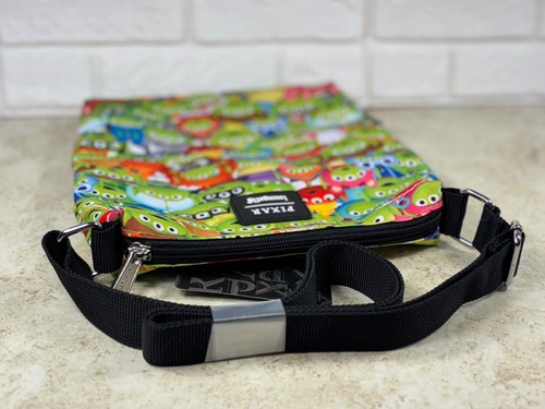 Loungefly Disney Pixar Toy Story Alien Outfits Umhängetasche Reisepass Reisetasche Neu mit Etikett - Bild 6 von 24