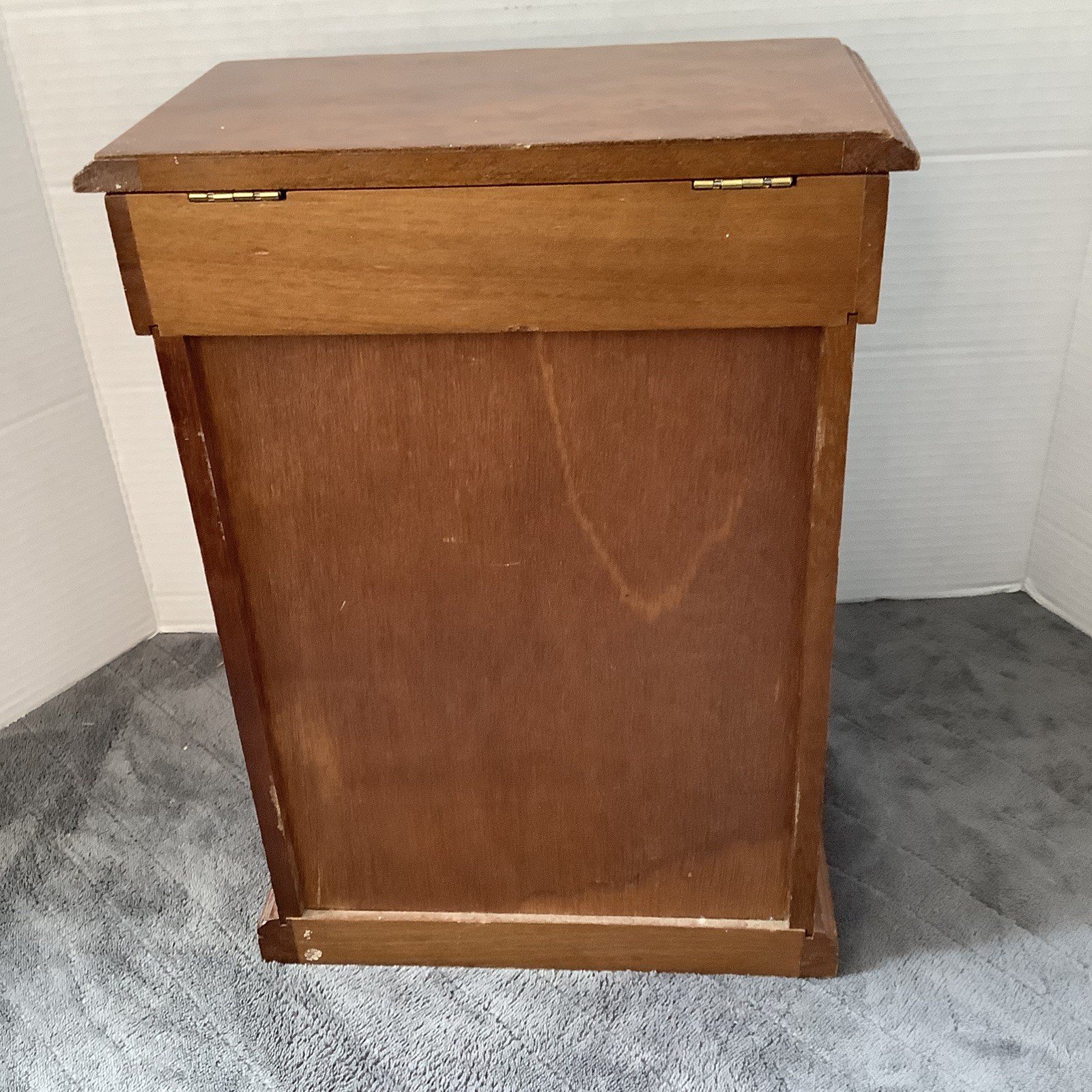 Vintage Wooden Jewelry Box Armoire 2 Doors Hangers ring slots earrings EUC