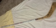 Signed Hockey stick of Montreal Canadiens 2005-06.
