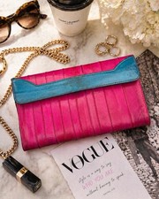 Vintage Lee Sands Eel Skin Clutch Wallet Pink  Teal Color Block Y2K
