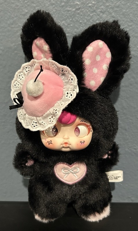 Yumi Sweetheart Day Eye Rotating Plush