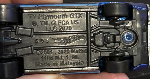 Hot Wheels 71 Plymouth GTX 440 - Picture 4 of 4