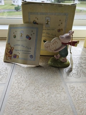 Royal Doulton Winnie Pooh Collection Piglet With Love Luv  Mint In Box With Card