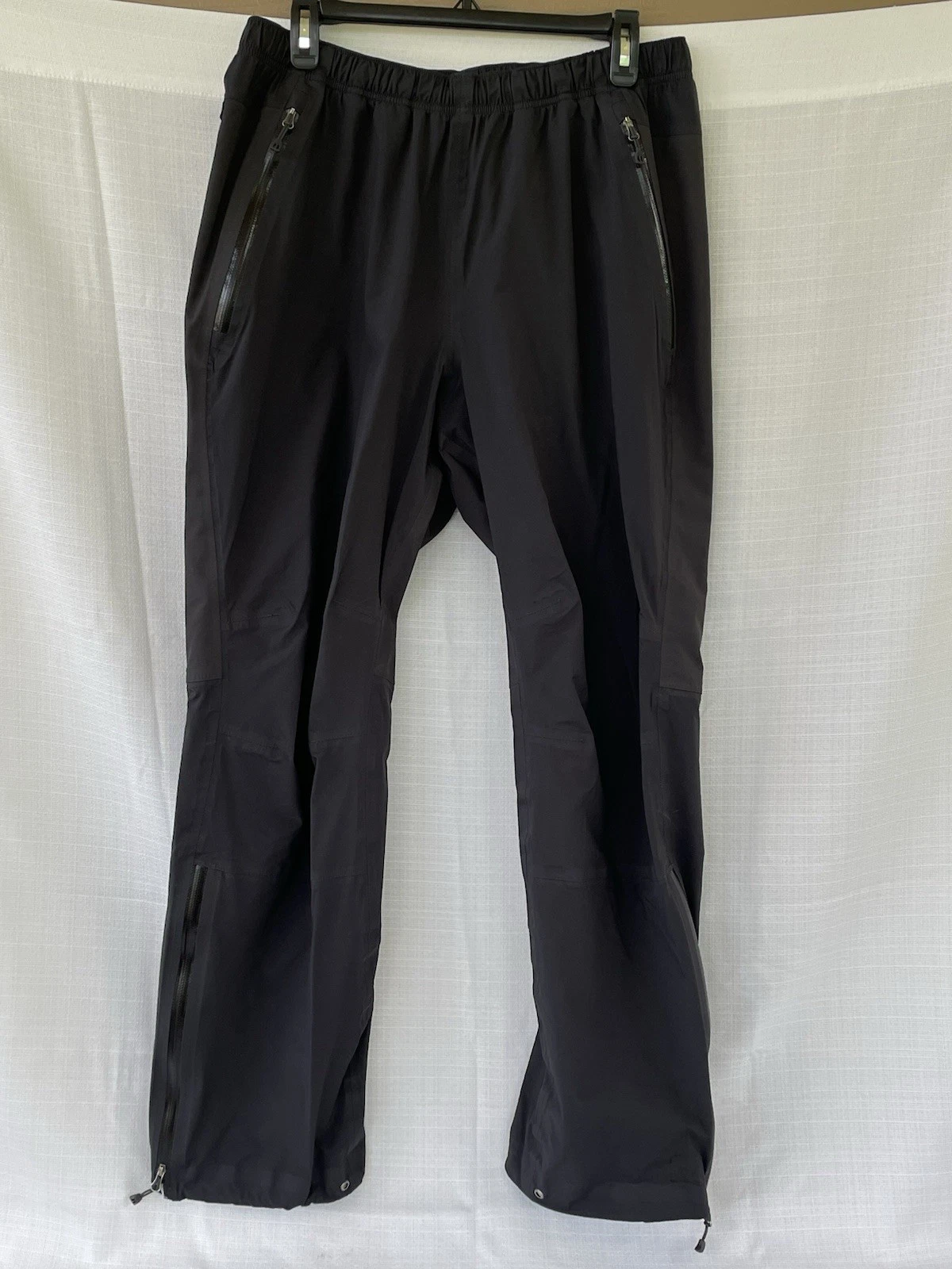 REI Pants Mens L 32L eVent Waterproof Breathable Hiking Rain Shell Outdoor Gray