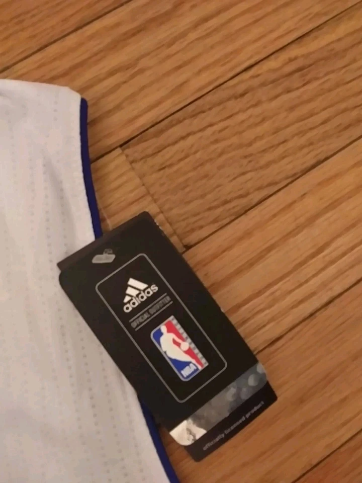 Camiseta Josh Smith Detroit Pistons NBA Adidas Swingman Nueva con Etiquetas Para Hombre Talla L Foto 4 de 4