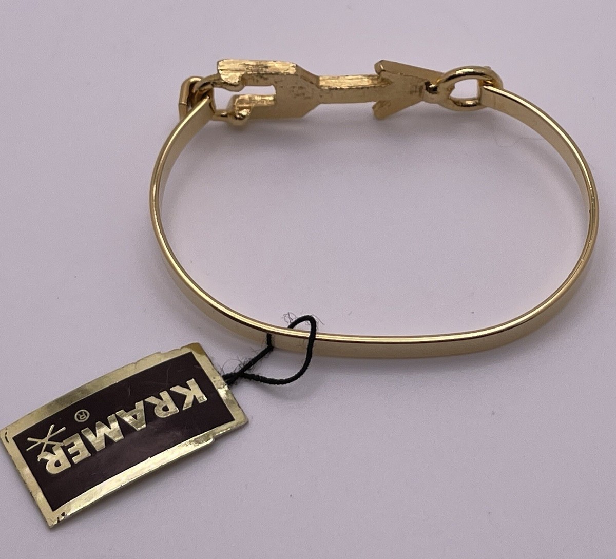 Vintage Gold Tone Arrow Hinge Clip Bangle 6” Bracelet w Original