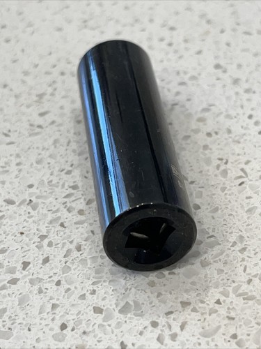 Dewalt 11mm Deep socket Black Chrome 1/4 Drive 86-099DB NEW - Picture 4 of 13