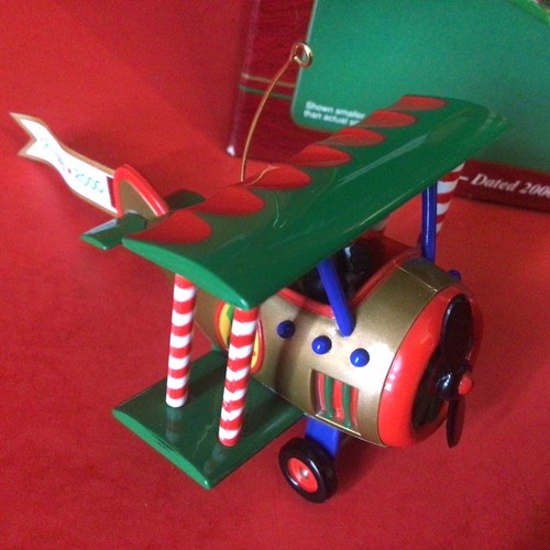 AIRPLANE CHRISTMAS ORNAMENT CARLTON CARDS HEIRLOOM 2000 GRANDPA AVIATOR - Picture 4 of 11