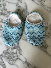 Fair Isle Women  s Size S/M Sherpa Lined Lightweight Slippers