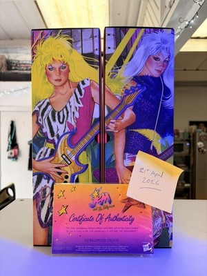 Integrity Toys JEM & THE HOLOGRAMS I Am A Giant PIZZAZZ GABOR & ROXY PELLEGRINI