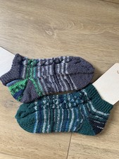 2 Paar handgestrickte Socken Gr&ouml;&szlig;e 36 37. Zopfmuster. Kurz. Sneaker.