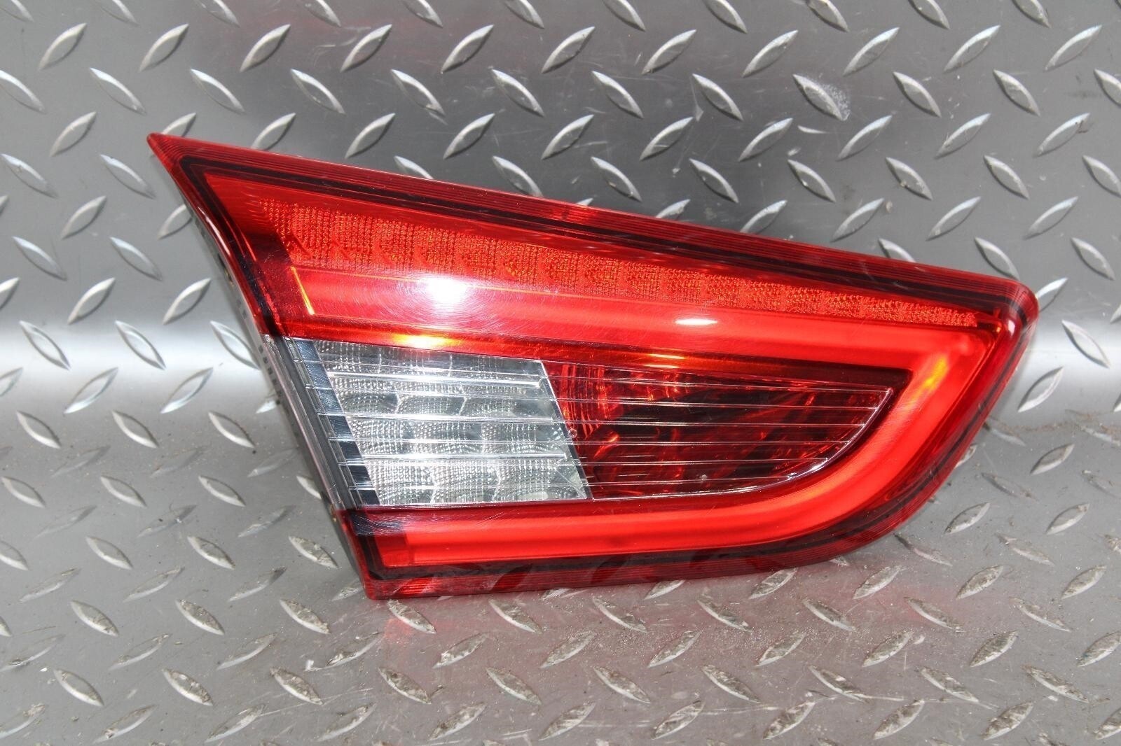 14-17 Ghibli Decklid Mounted Driver Side Left LH Taillight Tail Light Lamp OEM