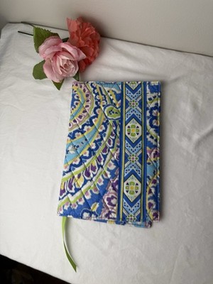 Vera Bradley Capri Blue Paperback Book Cover NWT   Retired Pattern   8  X 5 