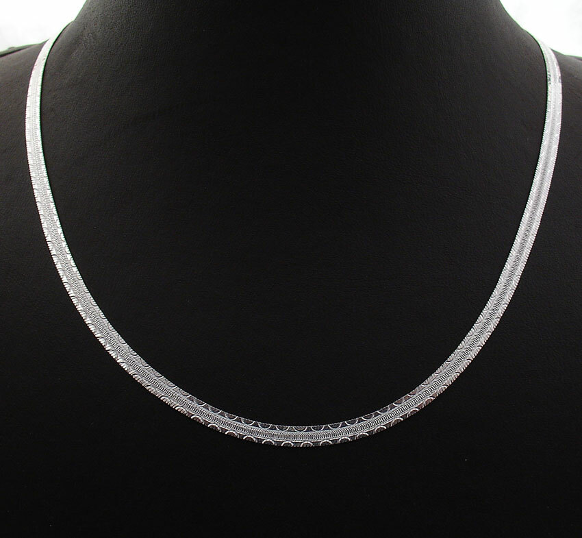 Reversible Diamond Cut Edged Herringbone Chain Necklace Solid