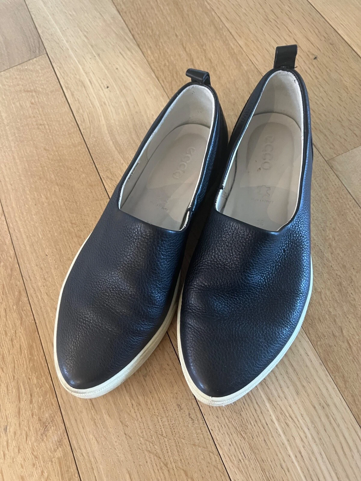 Scarpe basse Ecco Gillian da donna taglia US 8 EU38 nere in pelle