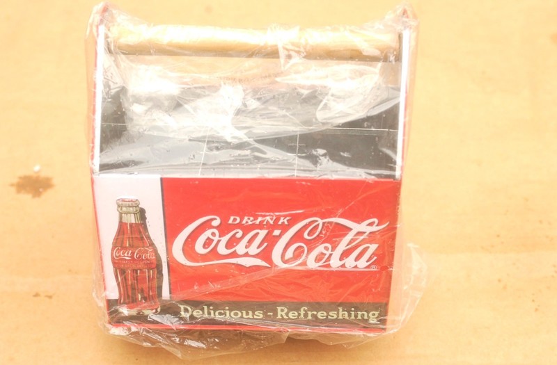 New Collectible Coca Cola  CocaCola Coke momento box STILL IN WRAPPER!!