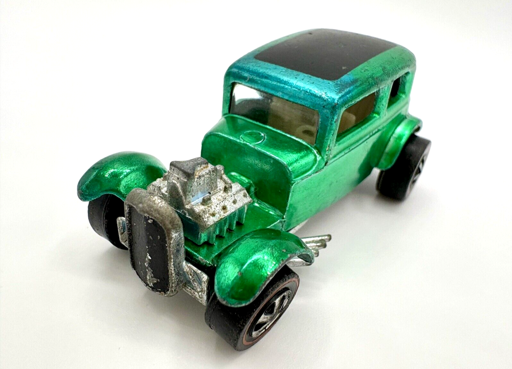 1968 HOT WHEELS Redline Classic '32 FORD VICKY Light Green w/ White Interior SEE