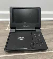 Sylvania SDVD7014 Portable DVD Player 7" works great   no Power Cord   