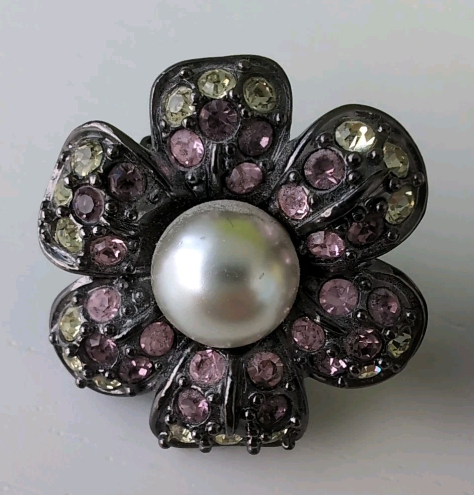 Vtg KJL Flower Clip-on Earrings Kenneth Jay Lane … - image 10