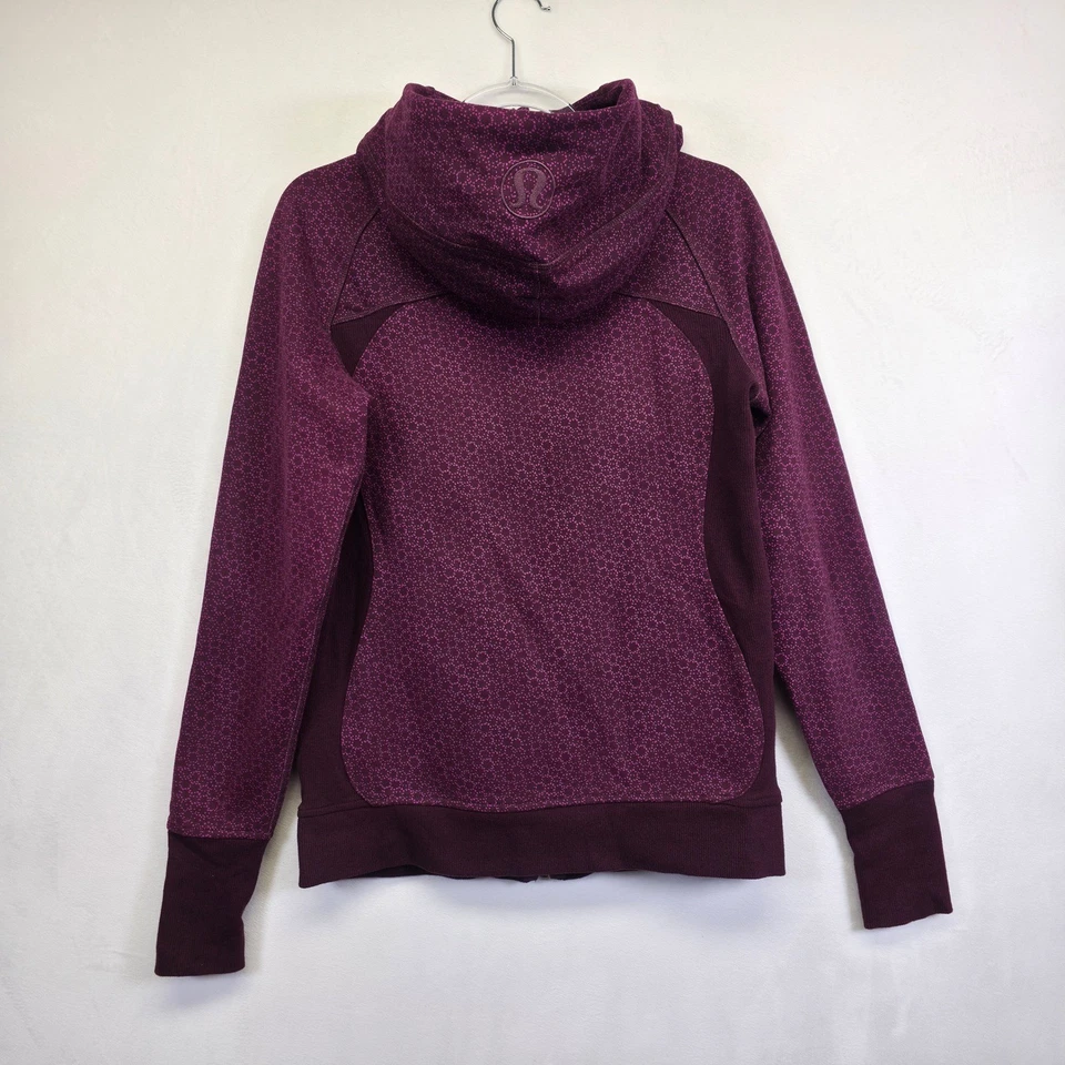 Sudadera con Capucha de Buceo Lululemon III para Mujer 10 Estrellas Pixel Frambuesa Bordeux Drama Atlética Foto 3 de 4