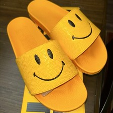 CHINATOWN MARKET SMILEY YELLOW SLIDES Size 11