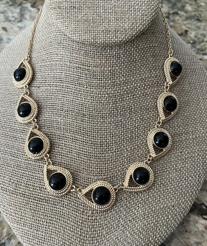 Monet Black Resin Stone Teardrop Pendant Collar Gold Tone Chain Necklace NEW - Picture 4 of 10