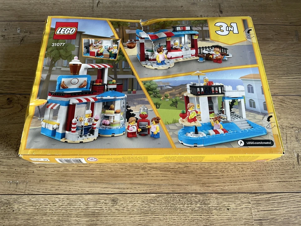 LEGO 31077 UNIVERS PLEIN DE SURPRISE CREATOR SCELLÉE MAIS ABÎMÉE - Photo 2/3