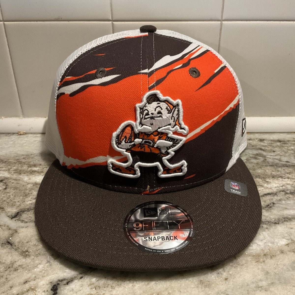 Cleveland Browns New Era 9FIFTY Tear Brownie Elf Retro SnapBack