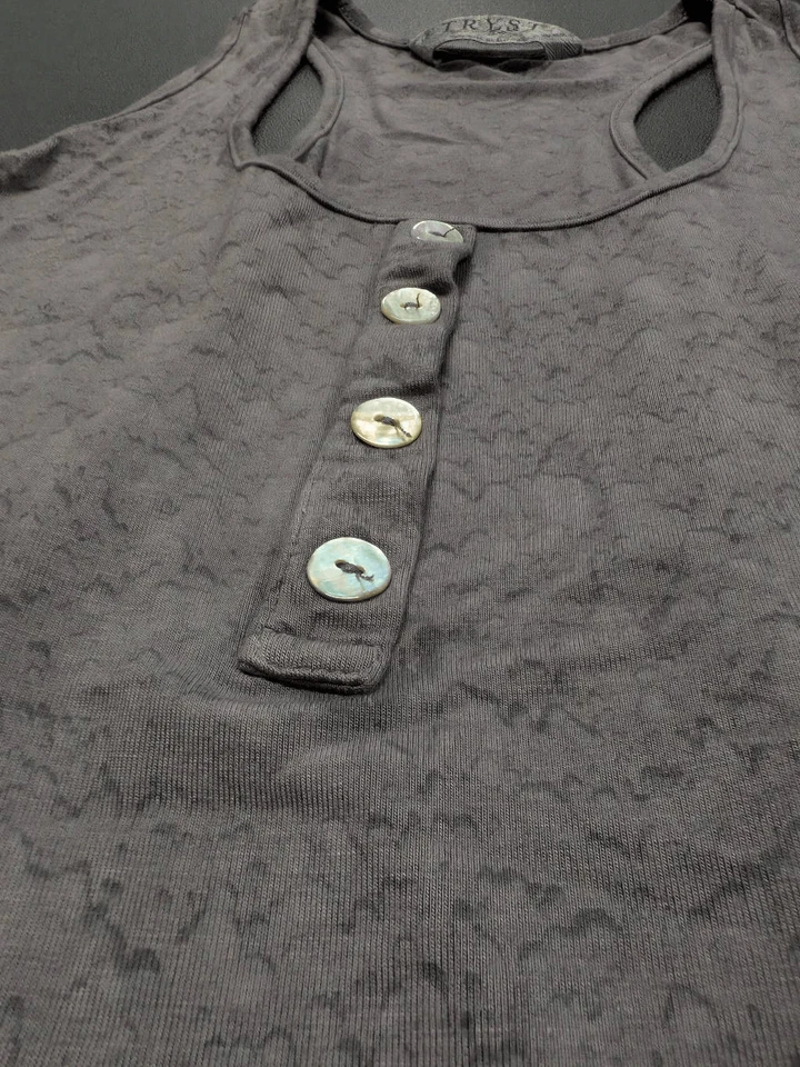 Tryst Gray Hi-Lo Racerback Sleeveless Button Front Top Women's Size Small - Image 4 of 4