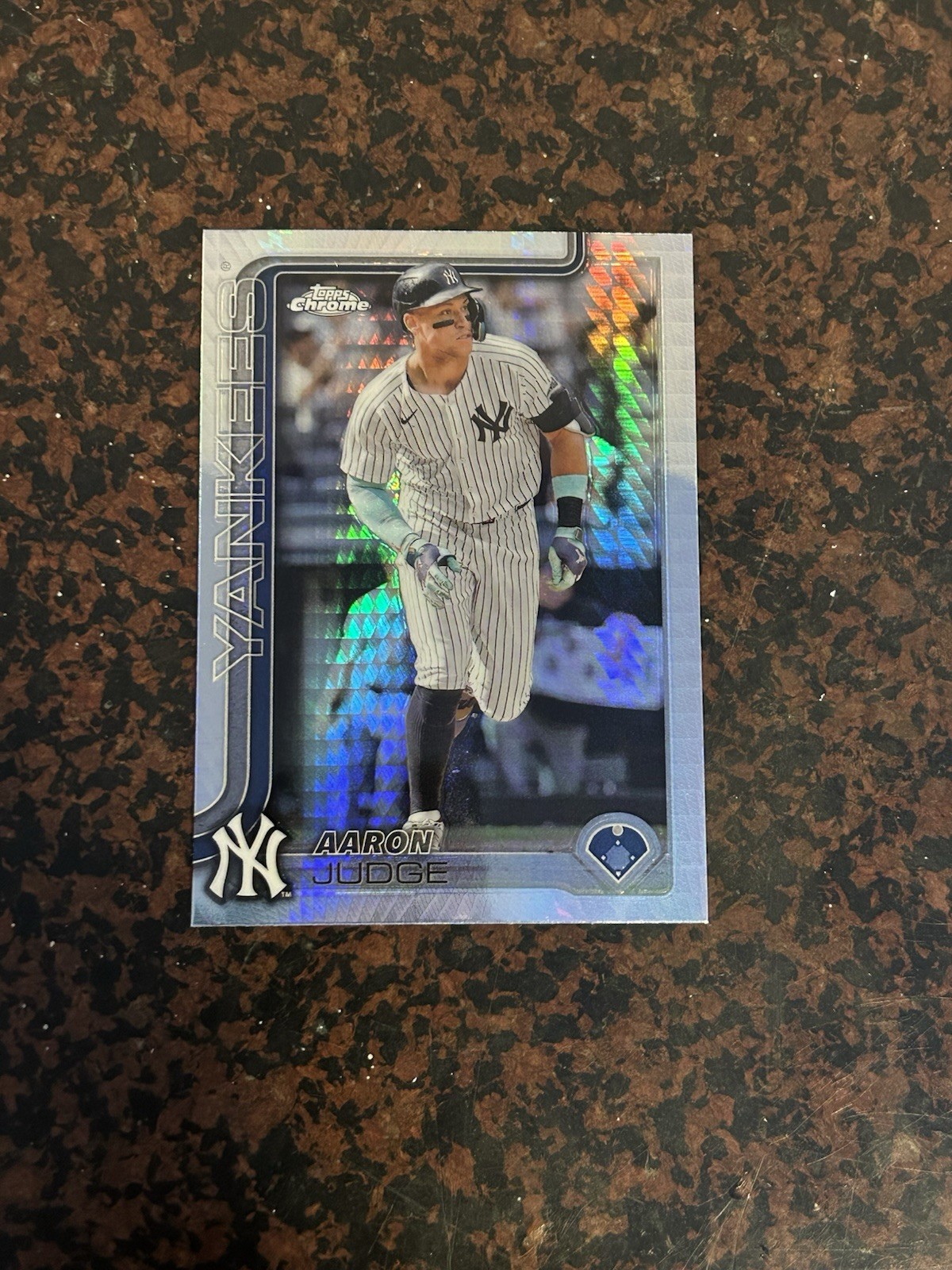 2025 Topps Chrome Prism Refractor Aaron Judge #99 MVP Buyback