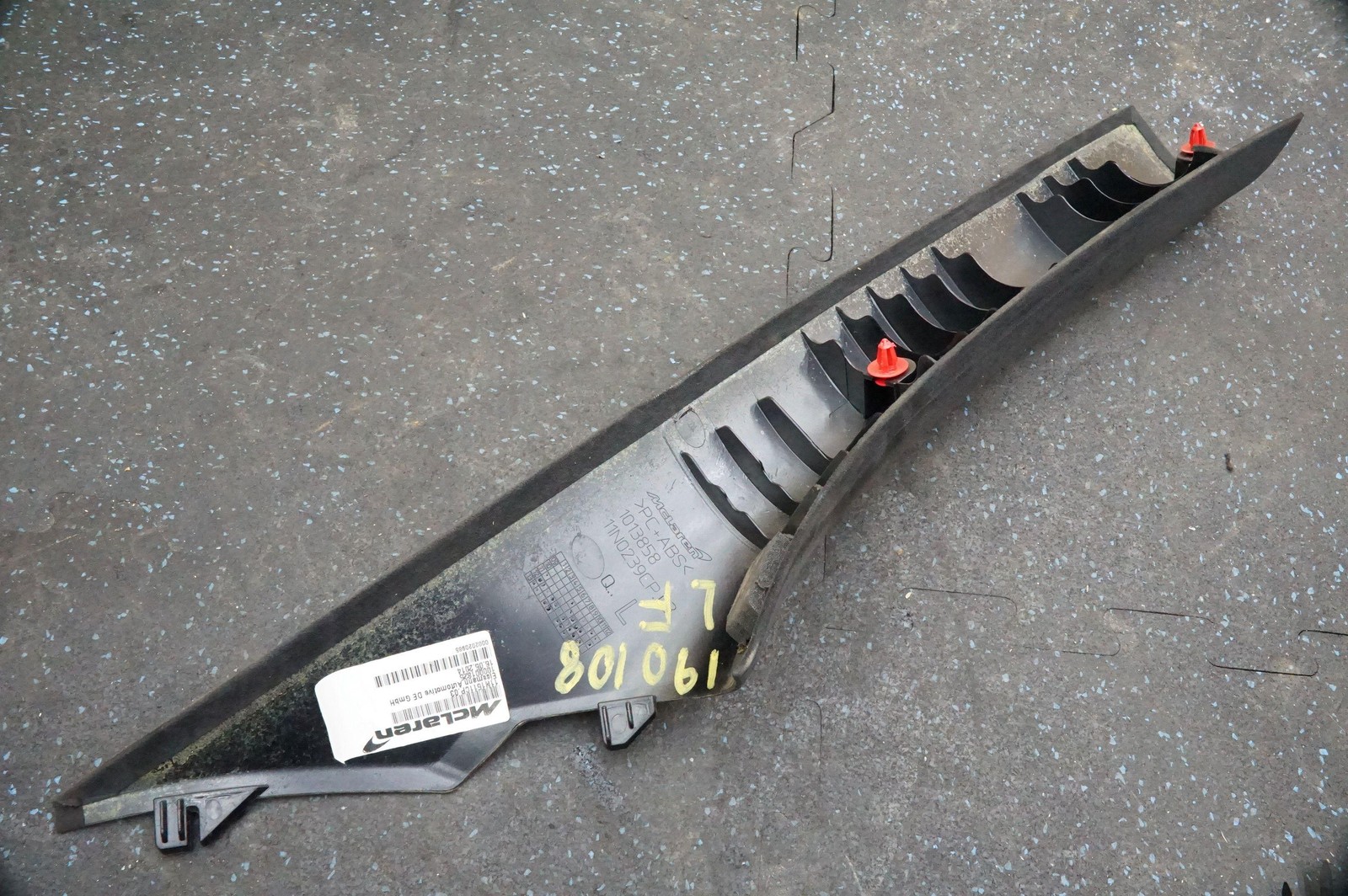 Left Driver Front A Pillar Windshield Trim 11N1511CP.03 McLaren 650S MP4-12C