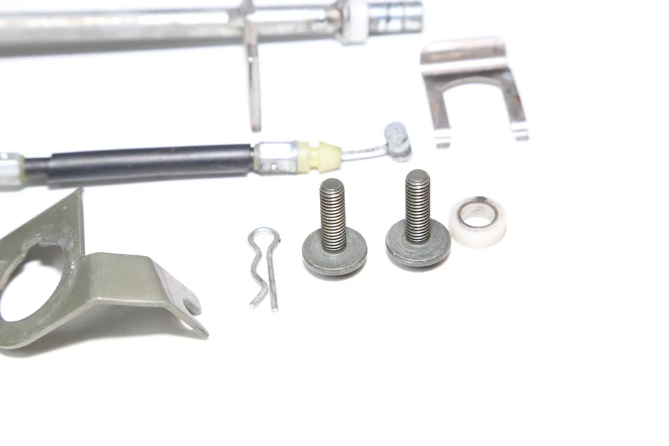 Conjunto de bloqueo de pestillo de asiento de pasajero trasero Yamaha Yzf R6 2006-2007 OEM  Foto 4 de 4