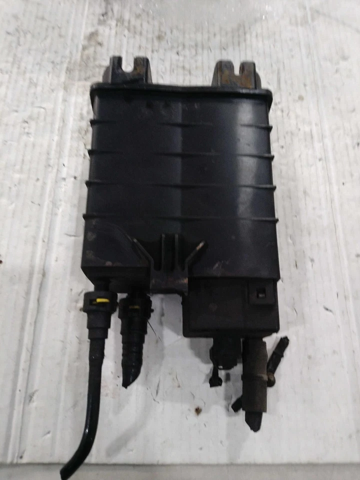 2016 Ford Edge vapor canister 2696236 usado 113K milhas azul - Imagem 3 de 4