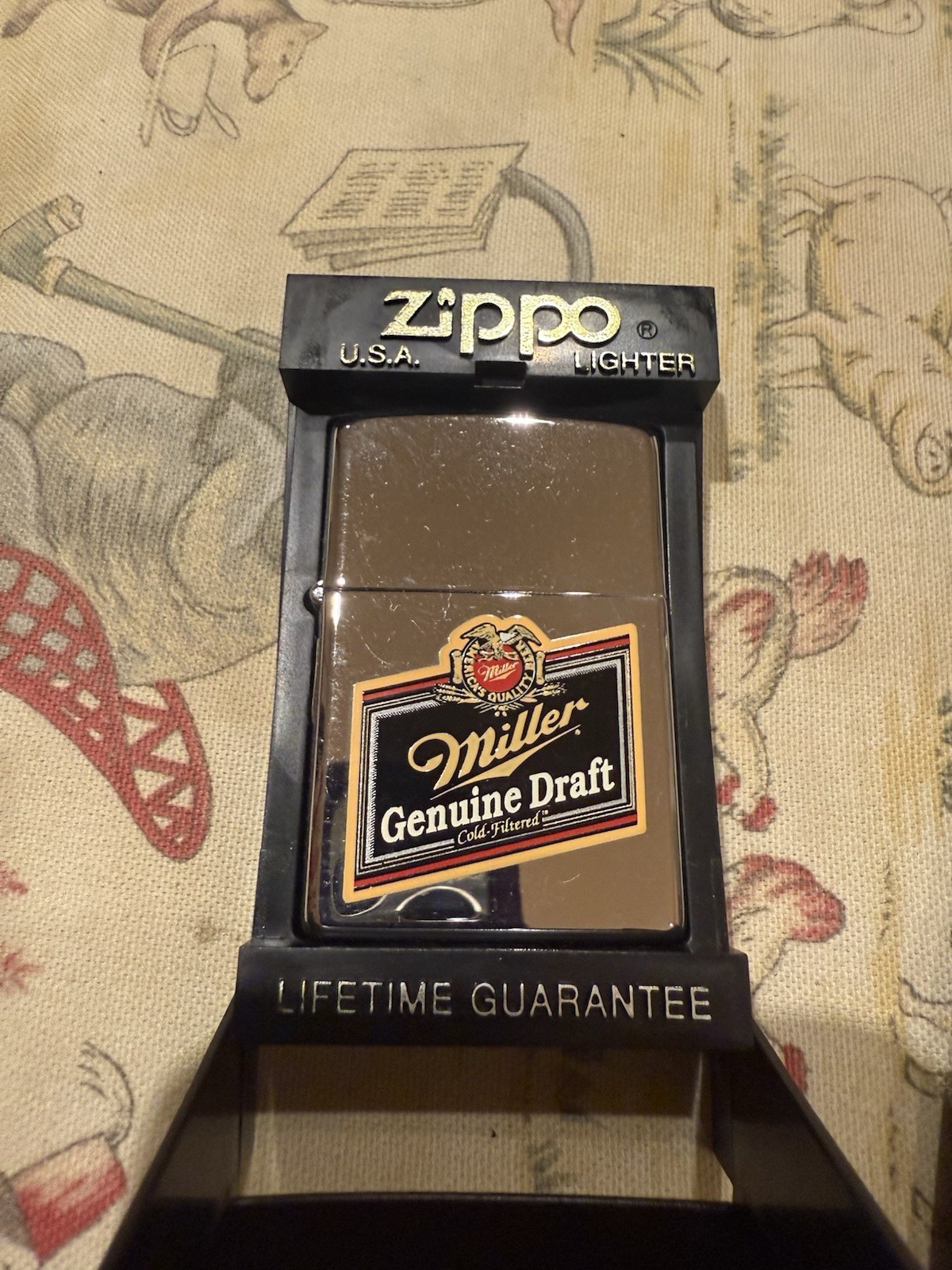 Vintage 1997 MILLER BREWING GENUINE DRAFT Beer Zippo Lighter