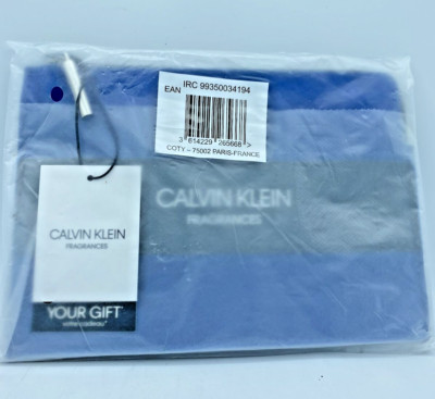 CK Calvin Klein Geldbörse Fragrances Blau Reißverschluss A98