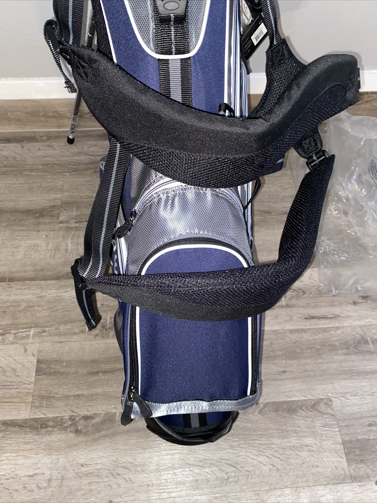 New Callaway Golf CHEV 7 Divider Top Men’s Golf Bag Navy Silver White