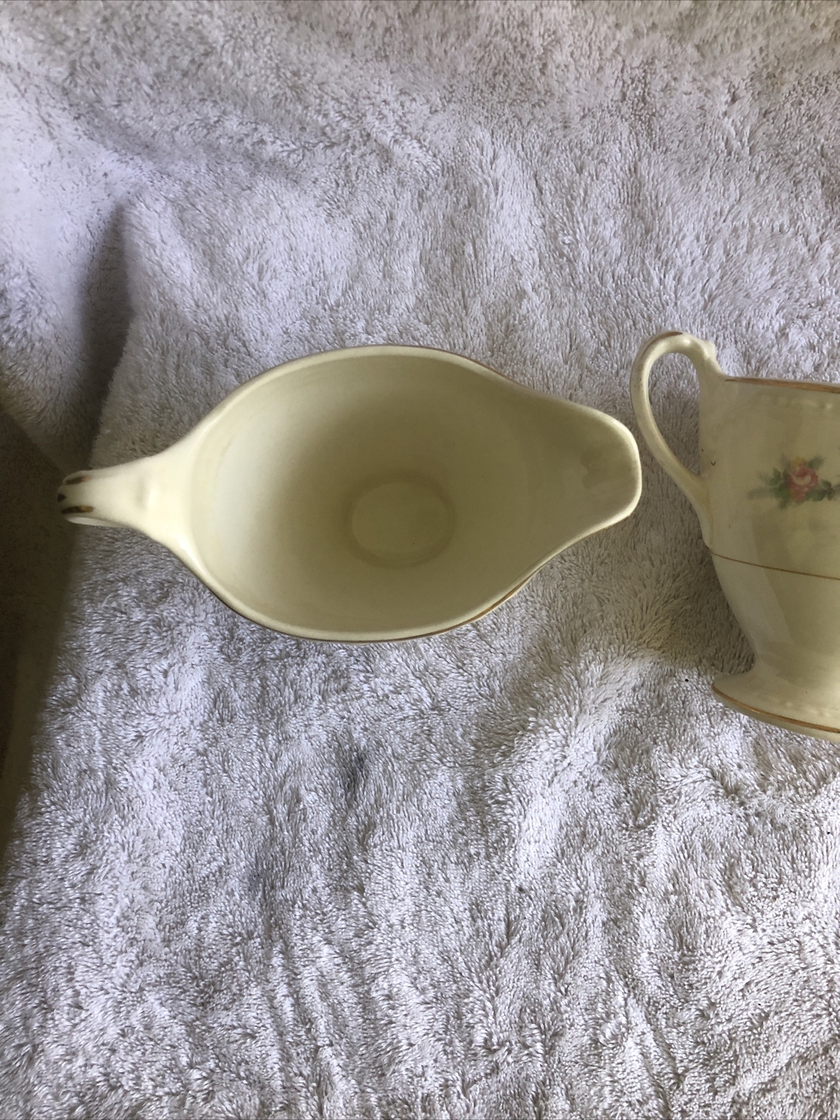 1950’s Homer Laughlin Eggshell Georgian creamer & sugar(no lid) set H50N5