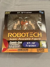 Robotech Comic-Con Edition “VF-1D Trainer” Super Poseable Figure never opened