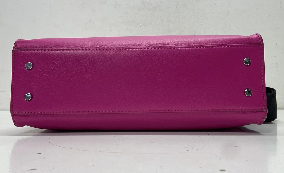 Bolso de cuero DKNY con asa superior Foto 3 de 4