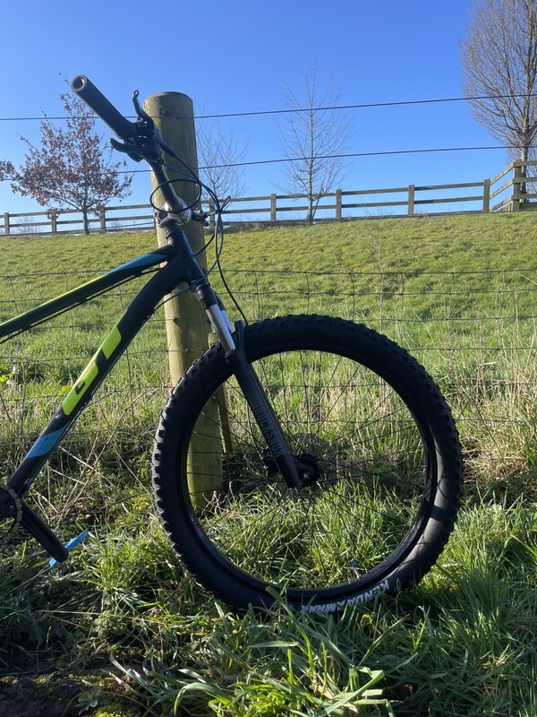 GT Aggressor Expert Hardtail Mountain Bike 27.5 Size Medium CustomBuiltNew Mtb  